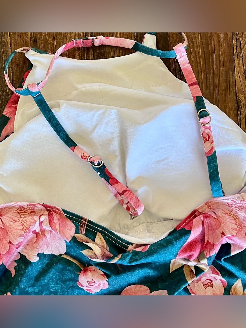 ☀️Beautiful 🌸HAPARI 🌸 Peony & Evergreen High-Neck Tankini Top Sz M Like New! - Picture 6 of 13
